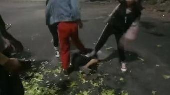 伴娘遭扒衣视频,一场令人震惊的婚礼丑闻