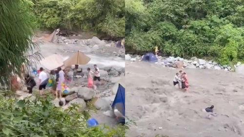 山洪的视频,惊心动魄！山洪爆发现场直击